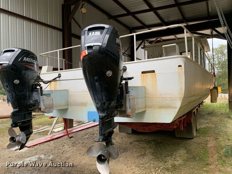 image for item DP8696 1971 River Queen Riverque 43  boat