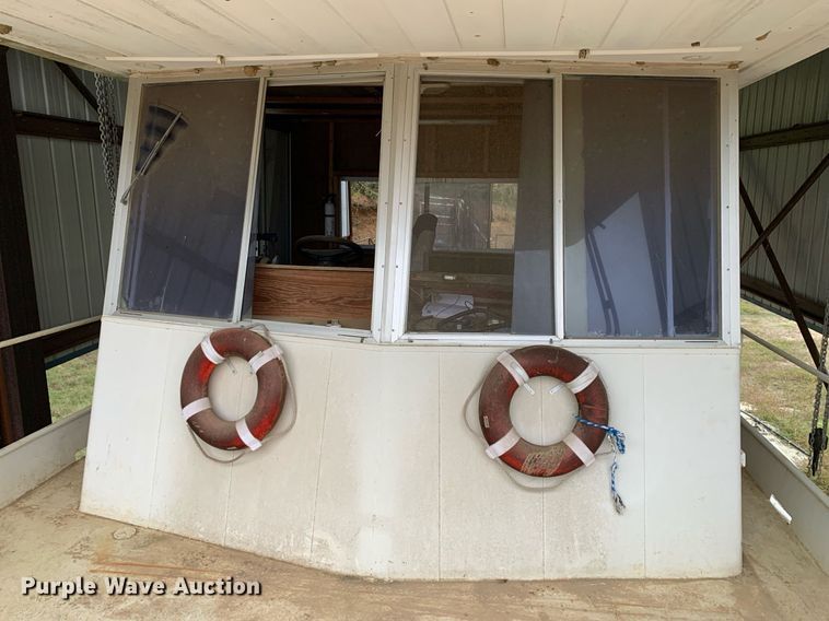 image for item DP8696 1971 River Queen Riverque 43  boat