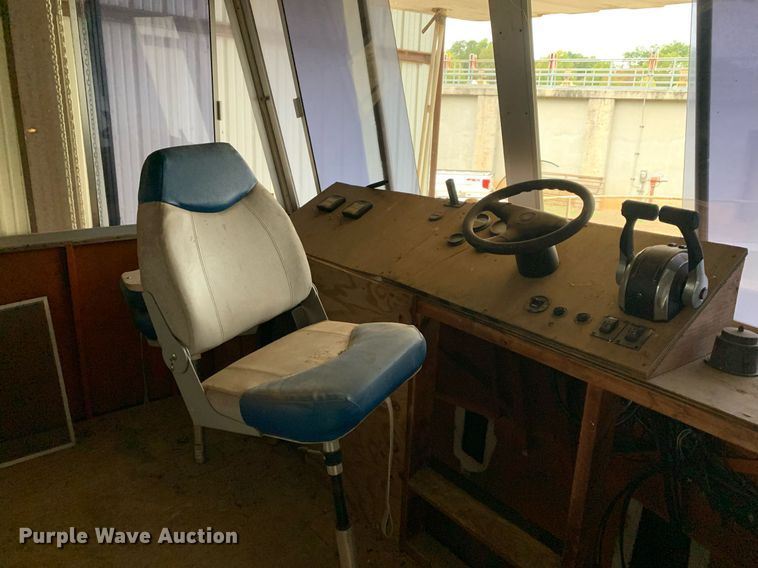 image for item DP8696 1971 River Queen Riverque 43  boat