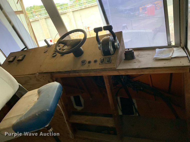 image for item DP8696 1971 River Queen Riverque 43  boat