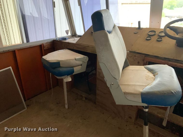 image for item DP8696 1971 River Queen Riverque 43  boat