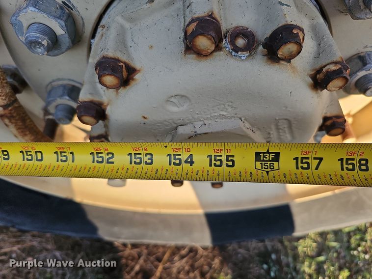 image for item DQ0334 1999 Stewart & Stevenson M 1079  truck cab and chassis