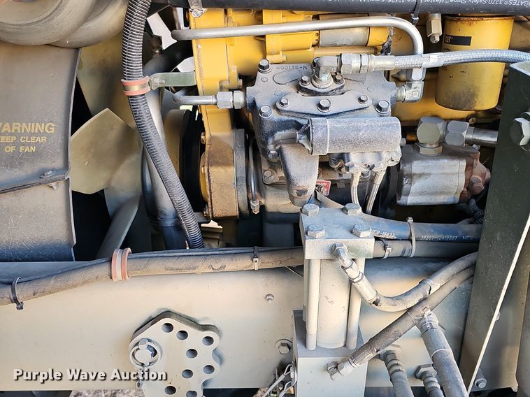 image for item DQ0334 1999 Stewart & Stevenson M 1079  truck cab and chassis