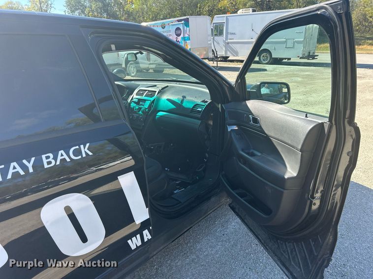 image for item DQ0972 2015 Ford Explorer Police Interceptor  SUV