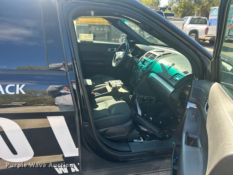 image for item DQ0972 2015 Ford Explorer Police Interceptor  SUV