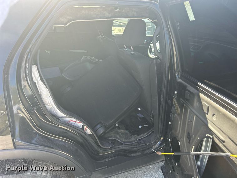 image for item DQ0972 2015 Ford Explorer Police Interceptor  SUV