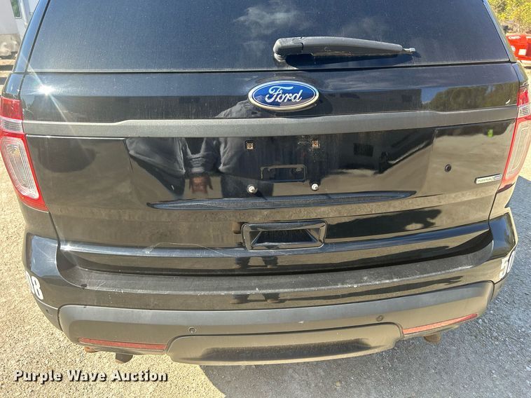 image for item DQ0972 2015 Ford Explorer Police Interceptor  SUV