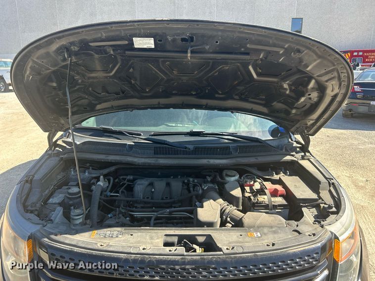 image for item DQ0972 2015 Ford Explorer Police Interceptor  SUV