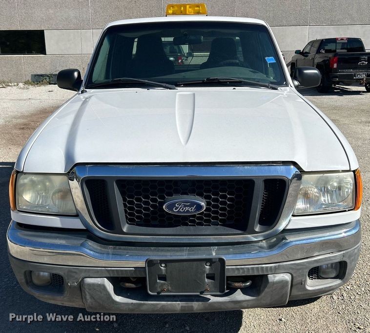 image for item DQ0979 2005 Ford Ranger XLT  SuperCab pickup truck