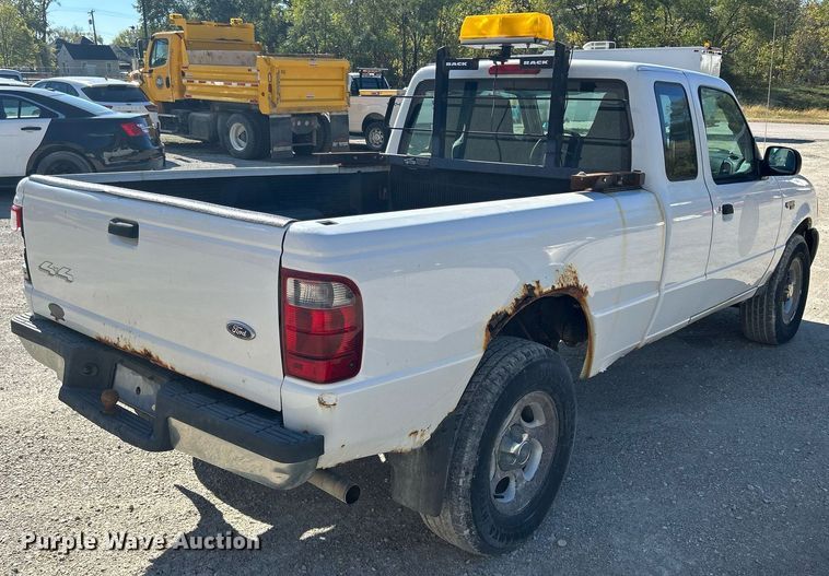 image for item DQ0979 2005 Ford Ranger XLT  SuperCab pickup truck
