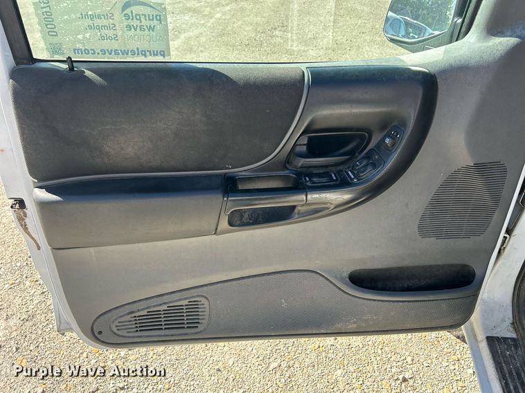 image for item DQ0979 2005 Ford Ranger XLT  SuperCab pickup truck