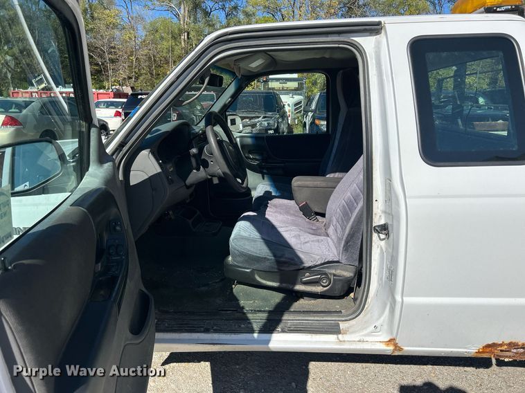 image for item DQ0979 2005 Ford Ranger XLT  SuperCab pickup truck