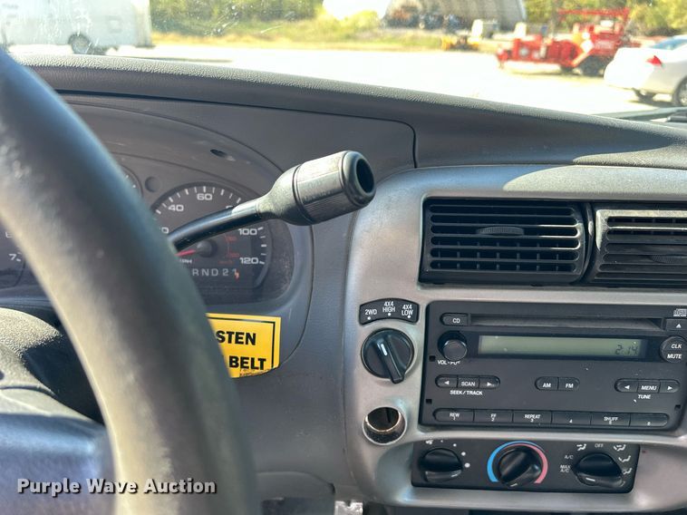 image for item DQ0979 2005 Ford Ranger XLT  SuperCab pickup truck