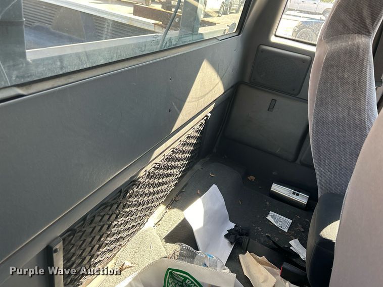 image for item DQ0979 2005 Ford Ranger XLT  SuperCab pickup truck