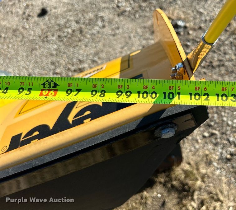 image for item DQ0980 Meyer Super V-2  snow plow