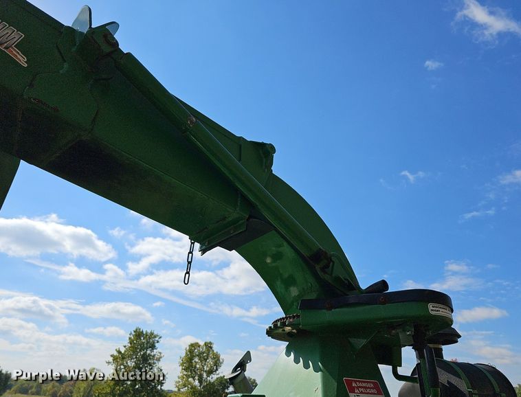 image for item DR5848 2006 Bandit 1290H  wood chipper