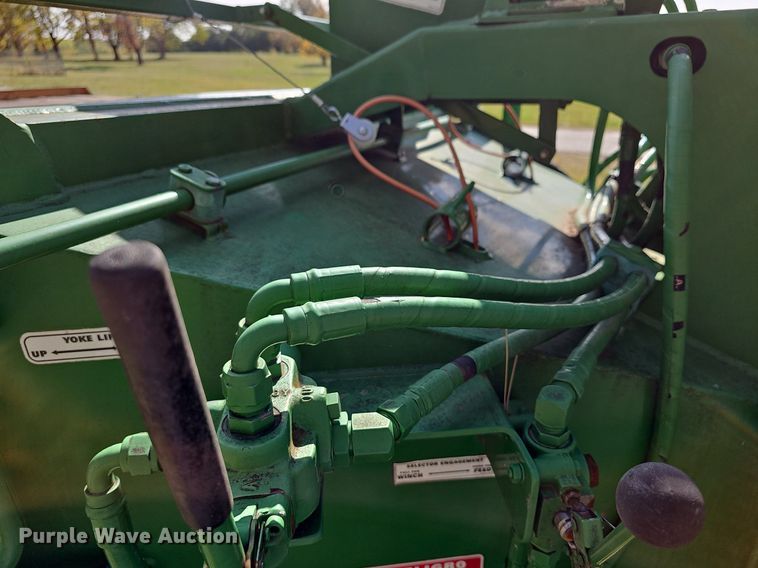 image for item DR5848 2006 Bandit 1290H  wood chipper