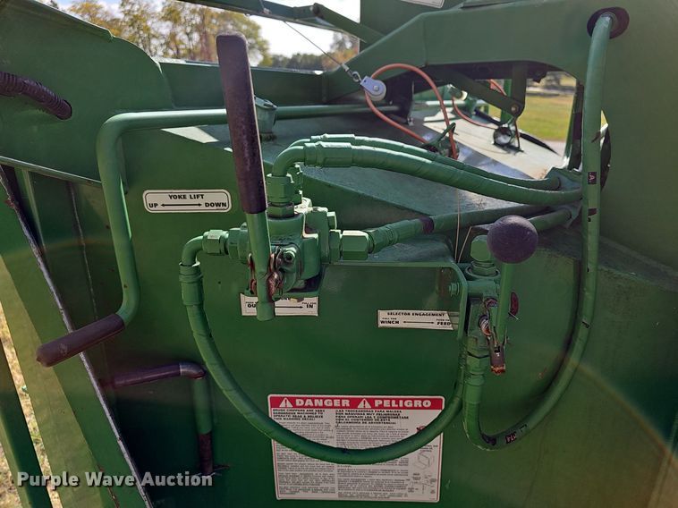 image for item DR5848 2006 Bandit 1290H  wood chipper