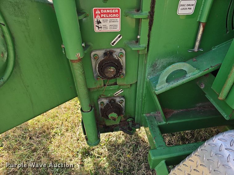 image for item DR5848 2006 Bandit 1290H  wood chipper