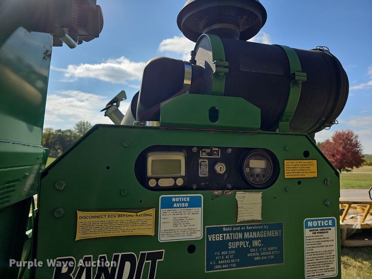 image for item DR5848 2006 Bandit 1290H  wood chipper