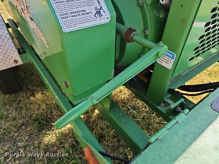 image for item DR5848 2006 Bandit 1290H  wood chipper