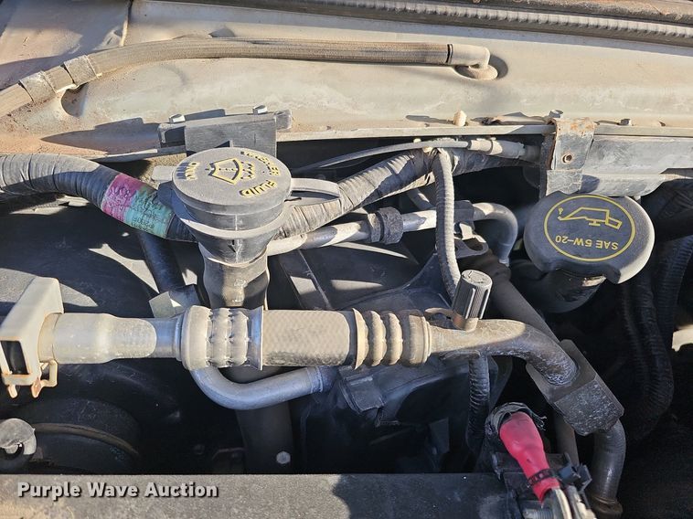 image for item DS5638 2004 Ford E150  van