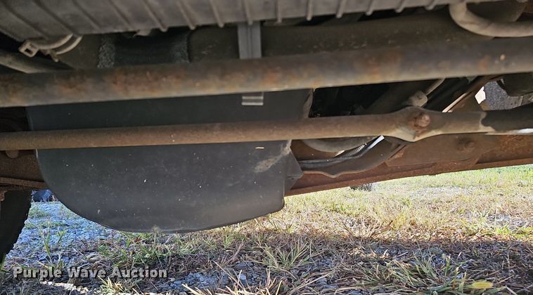 image for item DS5638 2004 Ford E150  van