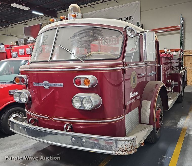 image for item DS5652 1962 American LaFrance  pumper fire truck