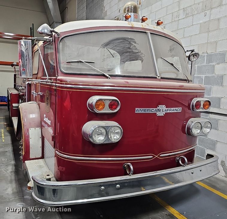 image for item DS5652 1962 American LaFrance  pumper fire truck