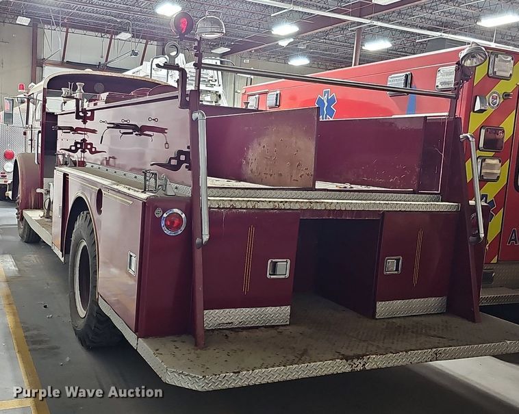 image for item DS5652 1962 American LaFrance  pumper fire truck