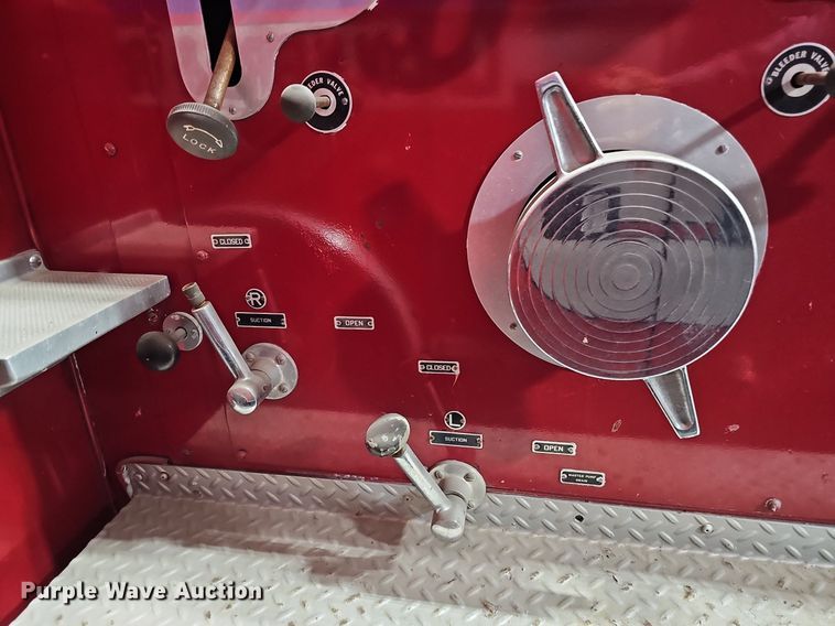 image for item DS5652 1962 American LaFrance  pumper fire truck