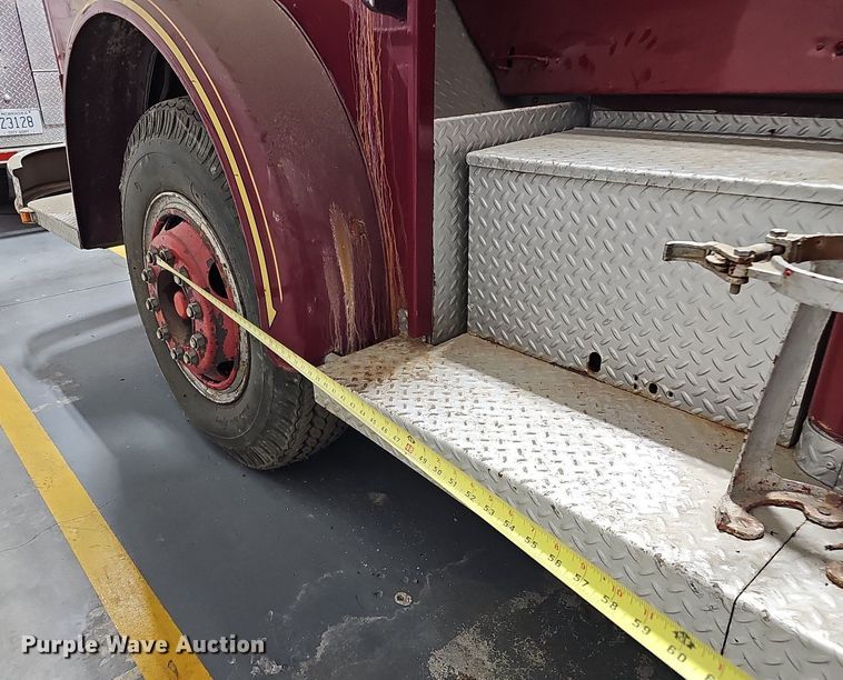 image for item DS5652 1962 American LaFrance  pumper fire truck