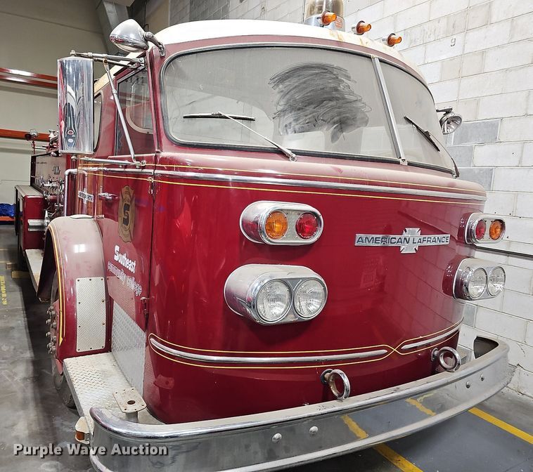 image for item DS5652 1962 American LaFrance  pumper fire truck