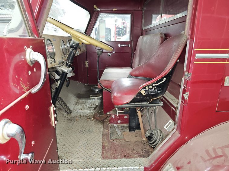 image for item DS5652 1962 American LaFrance  pumper fire truck