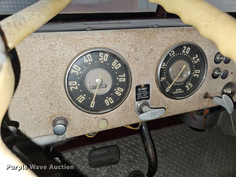 image for item DS5652 1962 American LaFrance  pumper fire truck