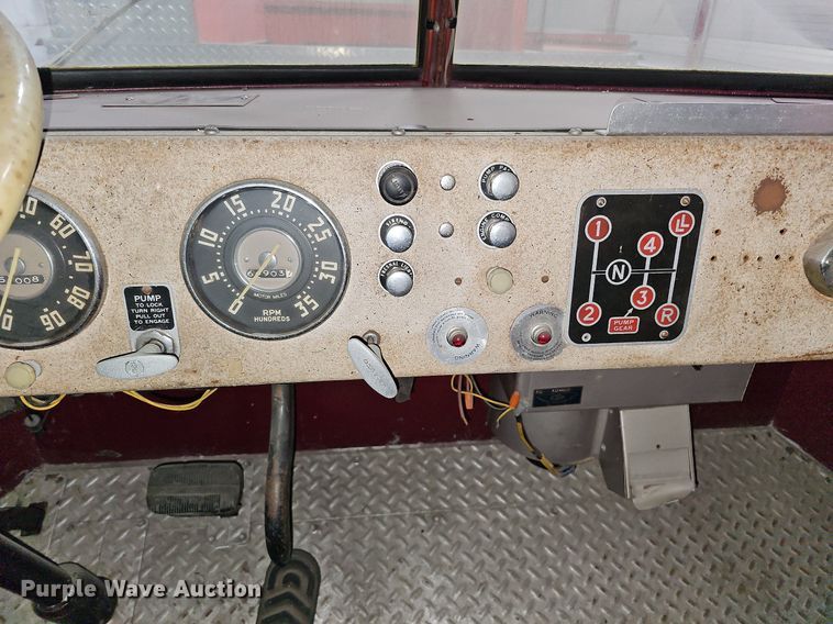 image for item DS5652 1962 American LaFrance  pumper fire truck