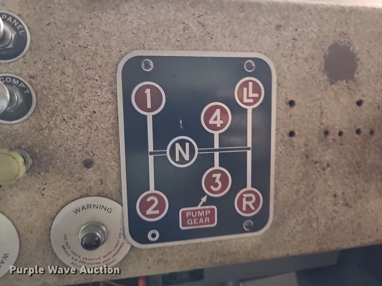 image for item DS5652 1962 American LaFrance  pumper fire truck