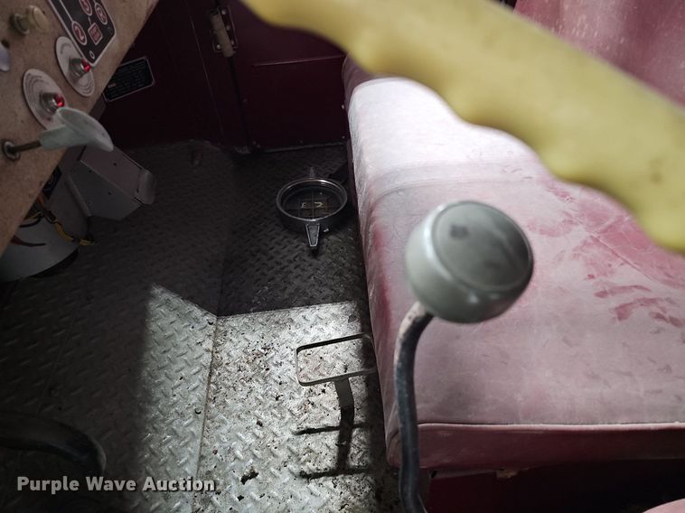 image for item DS5652 1962 American LaFrance  pumper fire truck