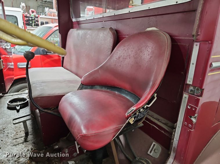 image for item DS5652 1962 American LaFrance  pumper fire truck