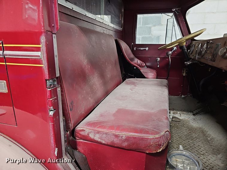 image for item DS5652 1962 American LaFrance  pumper fire truck