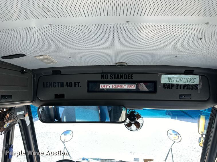 image for item DW2886 2010 Thomas B2  school bus