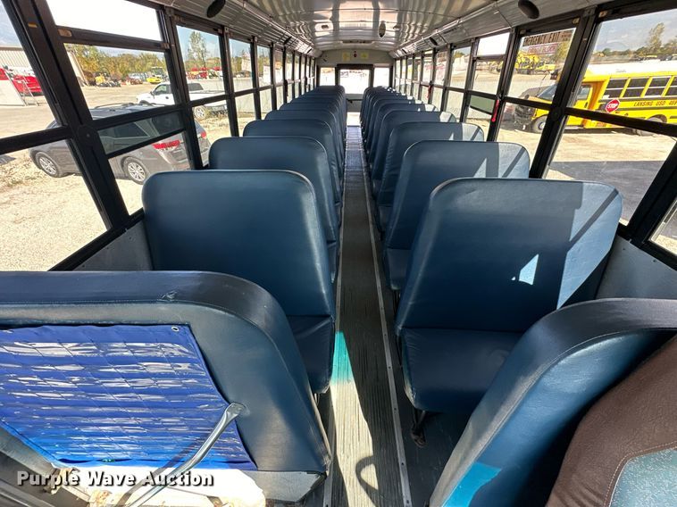 image for item DW2886 2010 Thomas B2  school bus