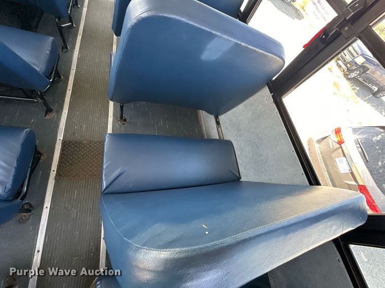 image for item DW2886 2010 Thomas B2  school bus