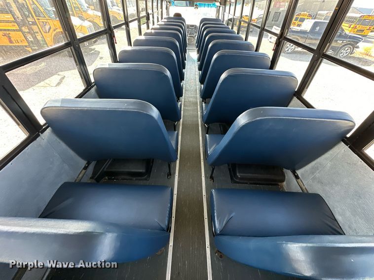 image for item DW2886 2010 Thomas B2  school bus