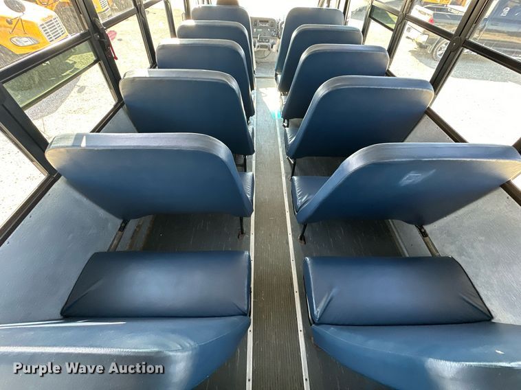 image for item DW2886 2010 Thomas B2  school bus