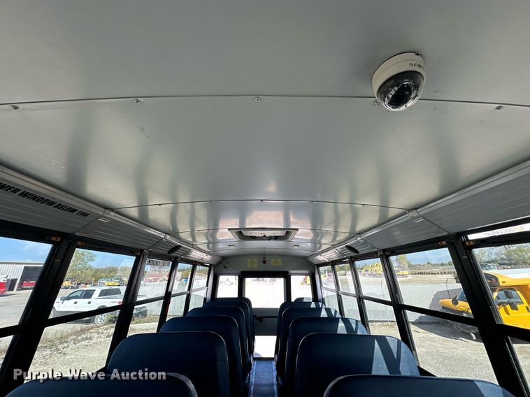 image for item DW2886 2010 Thomas B2  school bus