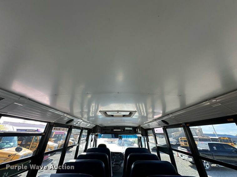 image for item DW2886 2010 Thomas B2  school bus