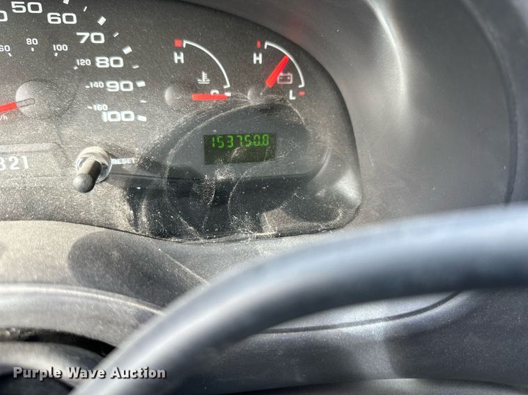 image for item DW2887 2004 Mid Bus, Inc. E350 Super Duty  school bus