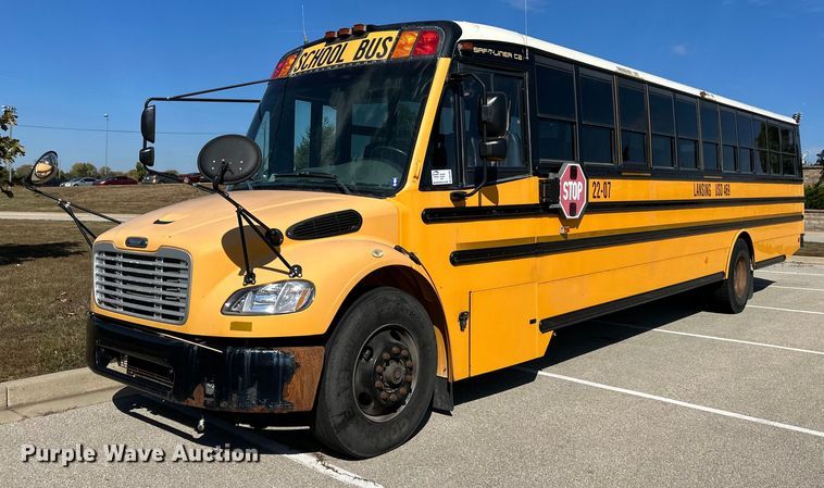 image for item DW2888 2007 Thomas B2  school bus