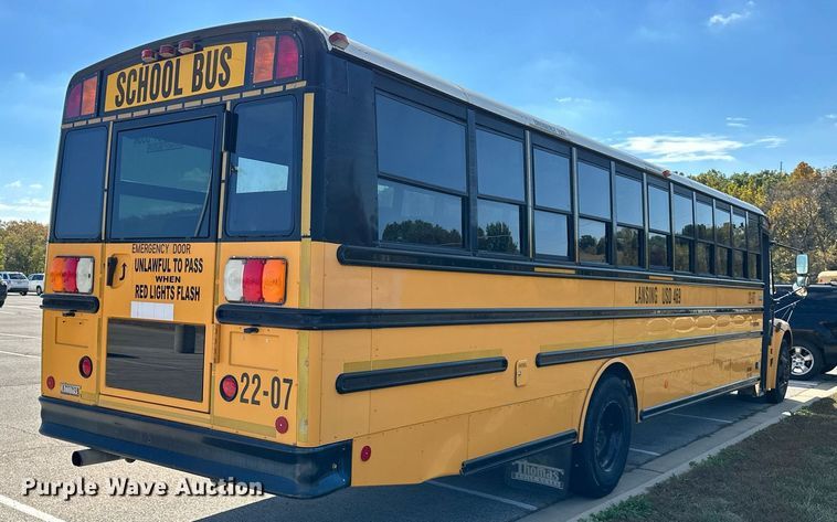 image for item DW2888 2007 Thomas B2  school bus